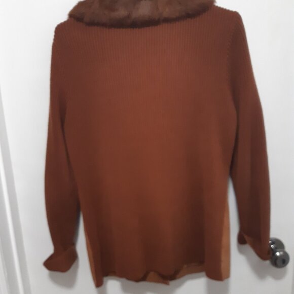 Nygard Rust suede front sweater with Rabbit Fur collar Size 8 - Picture 5 of 8